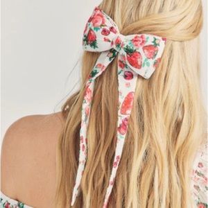 LoveShackFancy Strawberry Bow